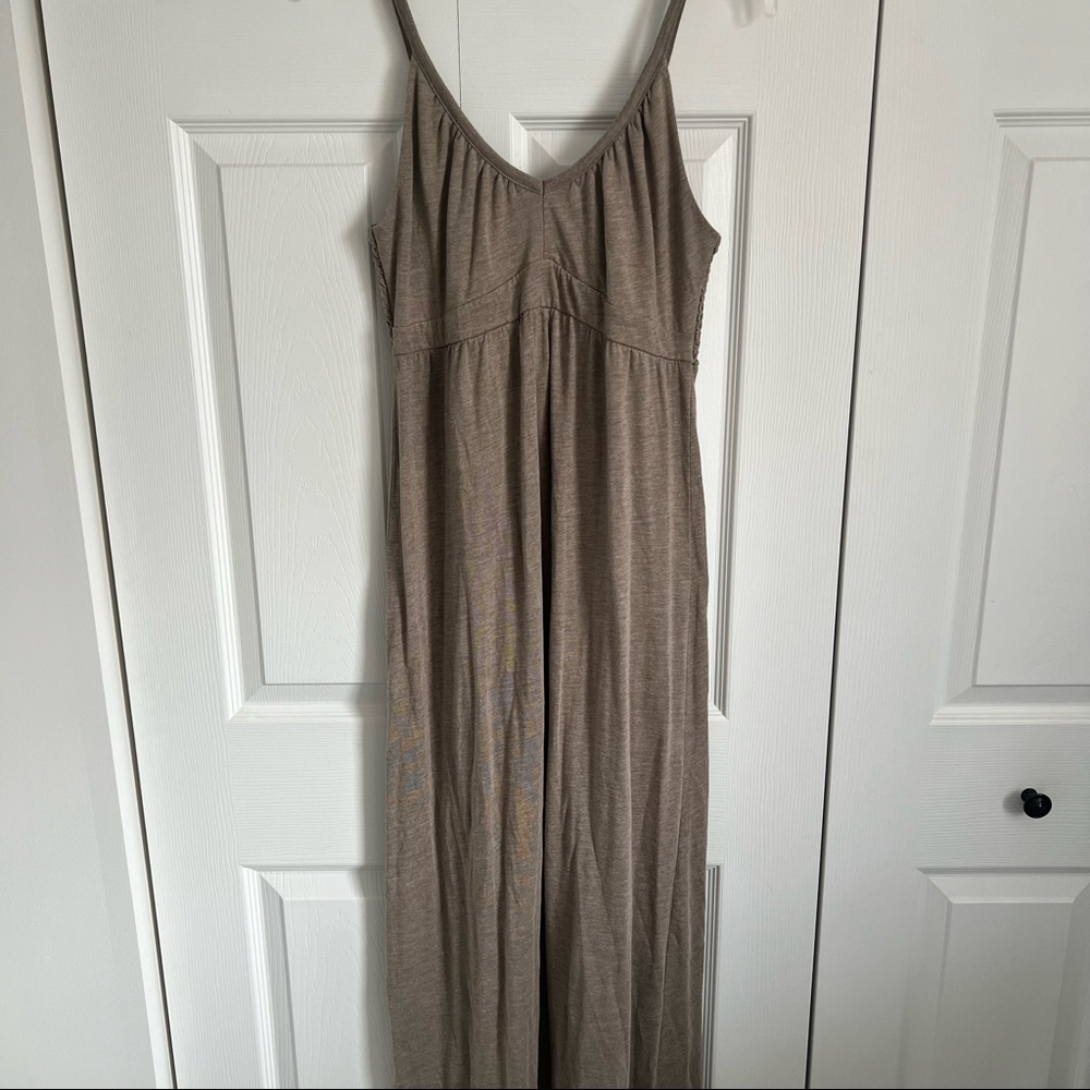 Old Navy brown scoop neck maxi dress petite women’s large